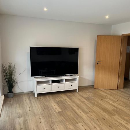 Ferienwohnung Wippsteert - 5 Sterne - Mit Balkon Und Pkw Stellplatz Emden Bagian luar foto