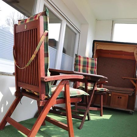 Ferienwohnung Wippsteert - 5 Sterne - Mit Balkon Und Pkw Stellplatz Emden Bagian luar foto