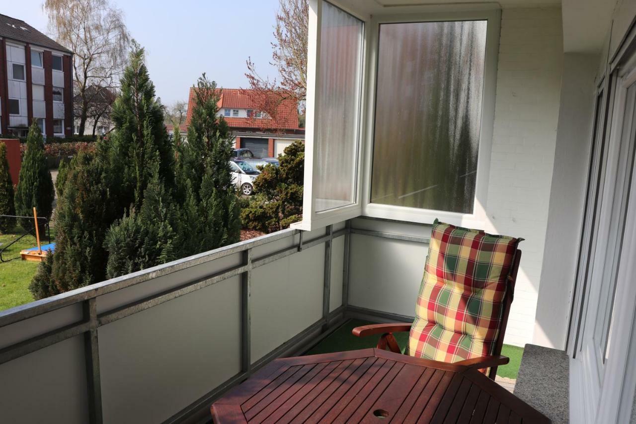 Ferienwohnung Wippsteert - 5 Sterne - Mit Balkon Und Pkw Stellplatz Emden Bagian luar foto
