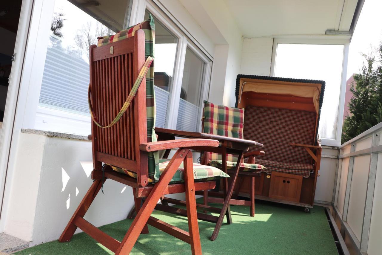 Ferienwohnung Wippsteert - 5 Sterne - Mit Balkon Und Pkw Stellplatz Emden Bagian luar foto